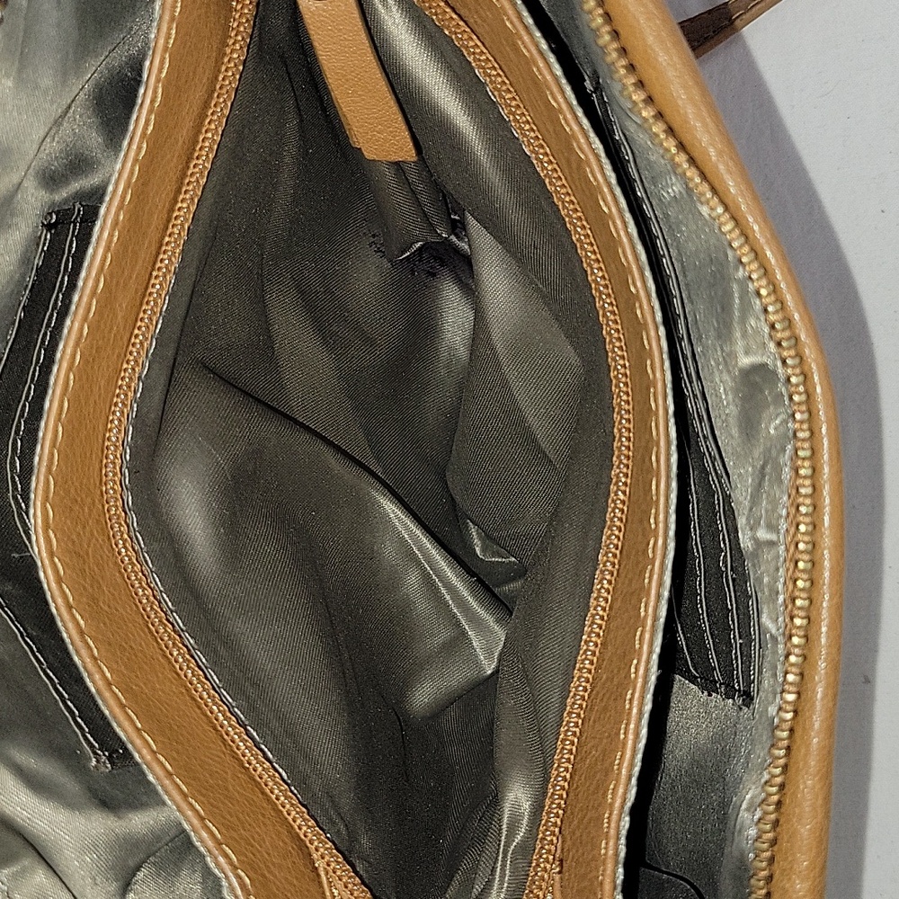 Lucky Brand Tan Leather Crossbody Bag - Picture 11 of 13